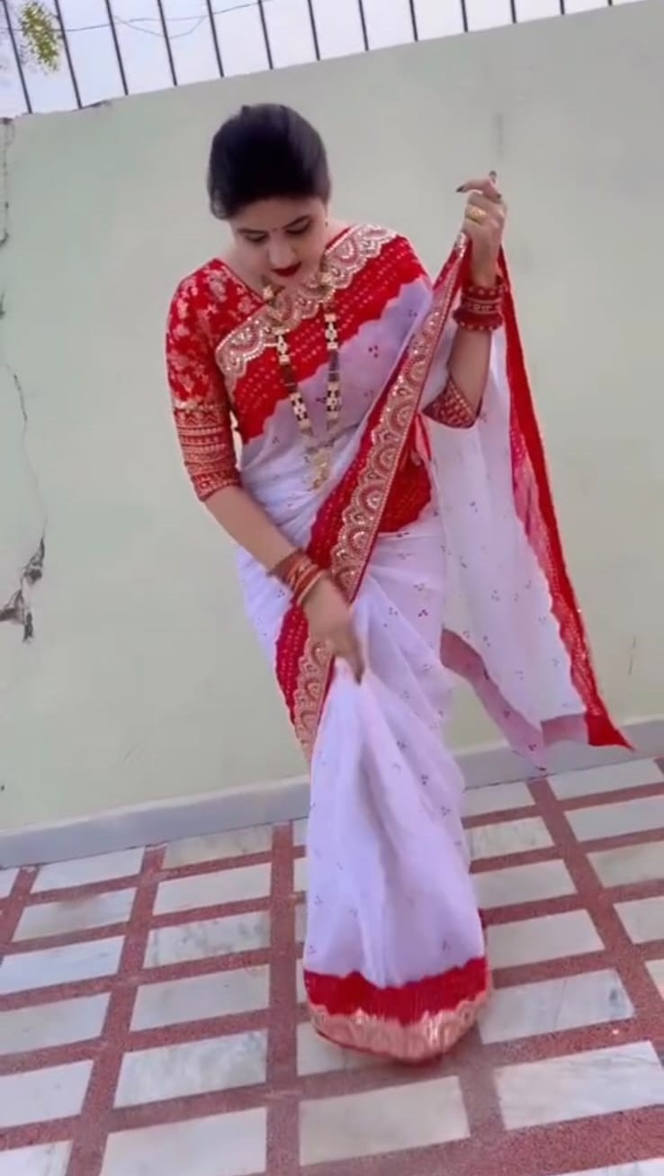 Makhon Georgette Sequences Embroidery Saree - Image 2
